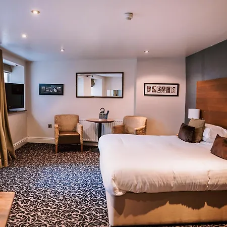 Allerdale Court Отель