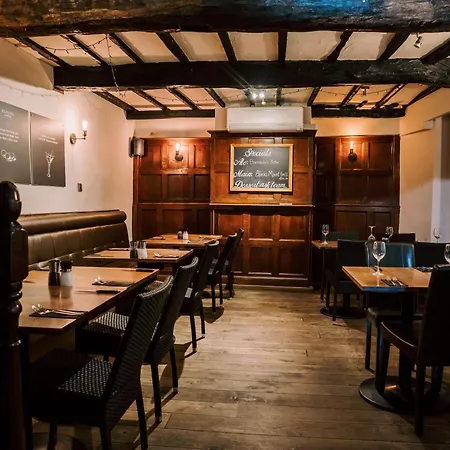 מלון Allerdale Court