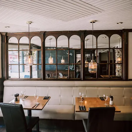 Allerdale Court 3* קוקרמאות'