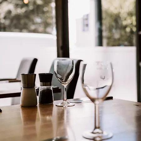 Allerdale Court מלון